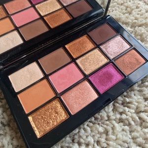 NARS afterglow eyeshadow palette